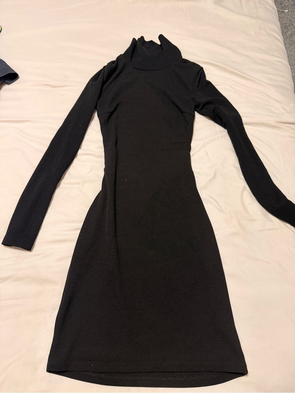 Women's Black Backless Turtleneck Long-Sleeve Dress